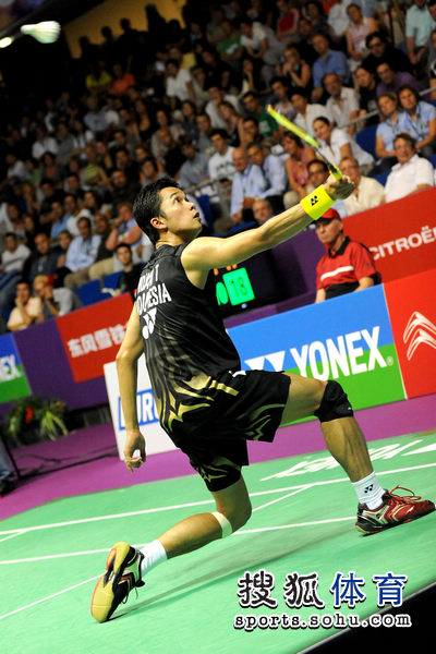 开云体育入口-DFM横扫LGD，Clid拿下关键大龙宿敌对决四强赛，让粉丝疯狂欢呼