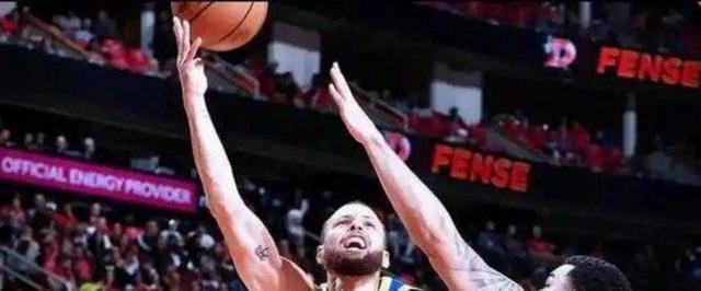 包含上海队险胜吉林队，范弗利特点燃赛场的词条