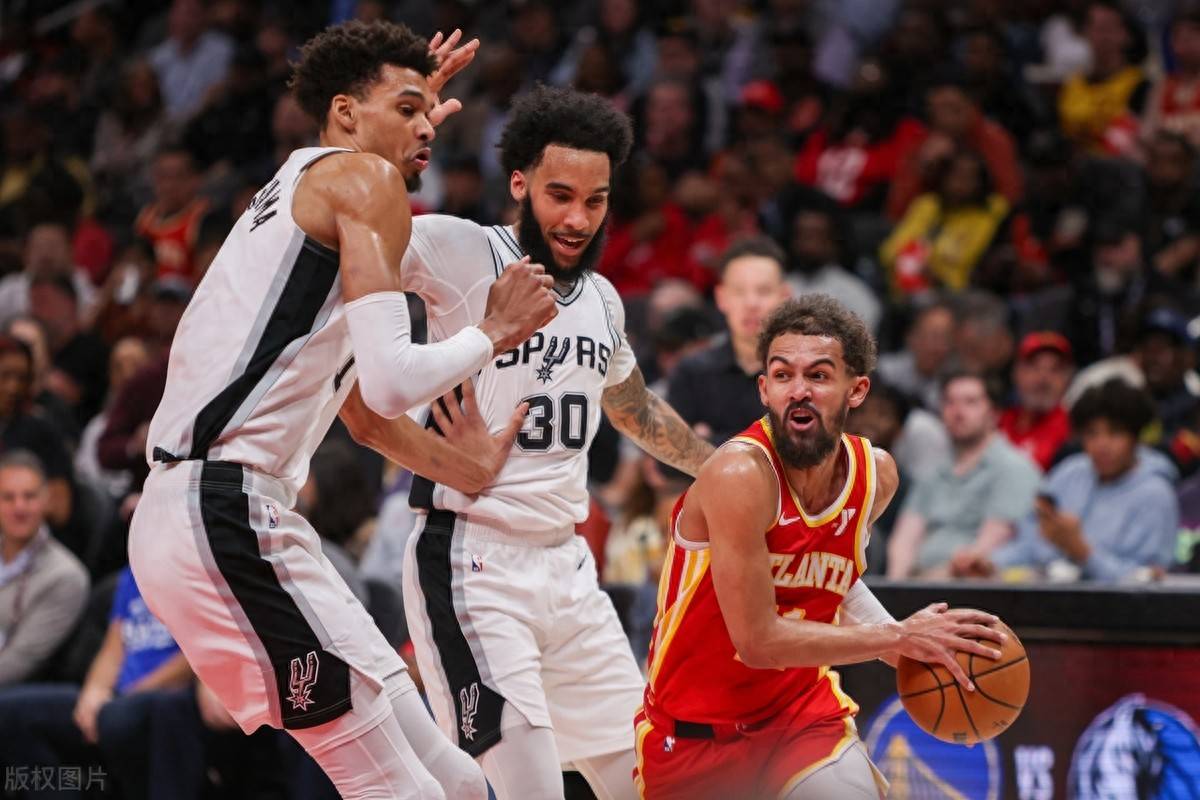 开云官网-火箭险胜灰熊，福克斯刷新纪录