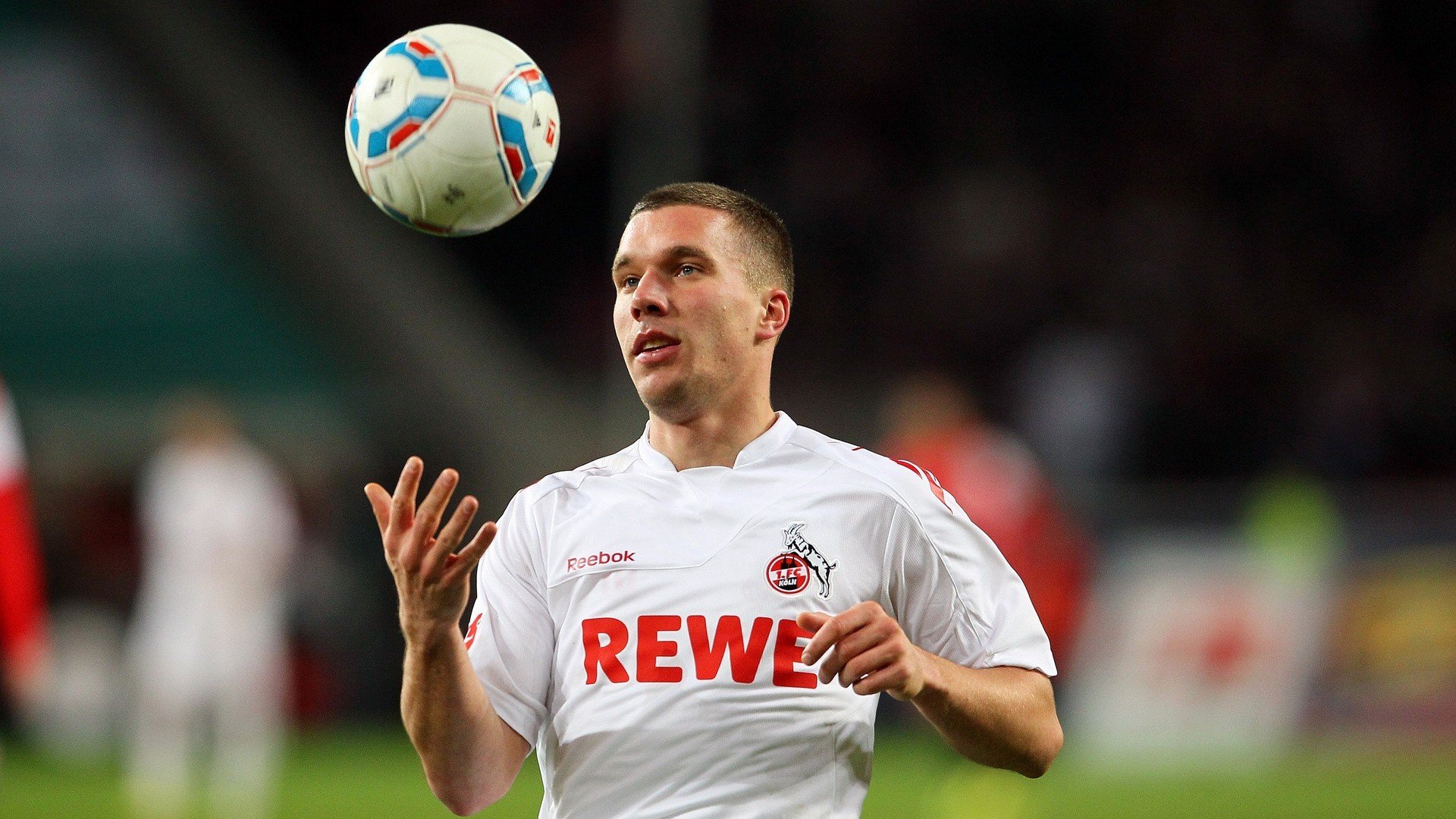 当NBA的马克西速度撞上F1新季揭幕战，年轻世代如何接管赛场？