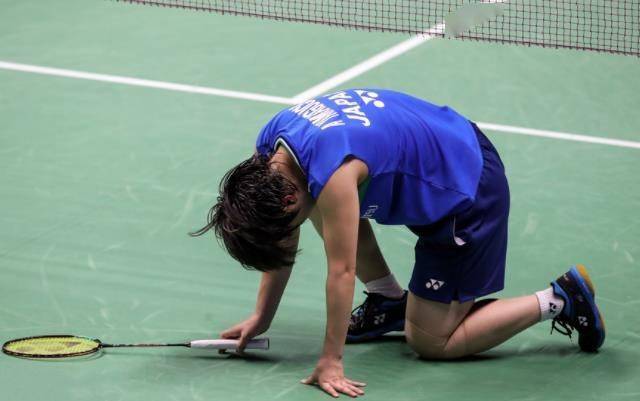 中国队碾压法国队,桃田贤斗统治全场 中国队碾压法国队,桃田贤斗统治全场