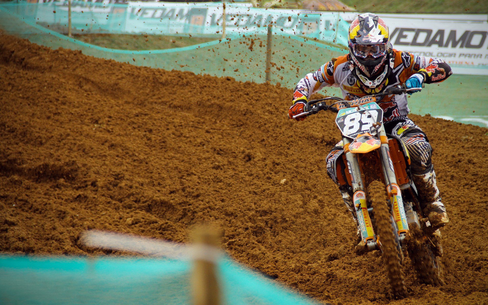 黑马美学!比利时绝杀加纳书写热血剧本,赖斯在F1街道赛上演接管艺术